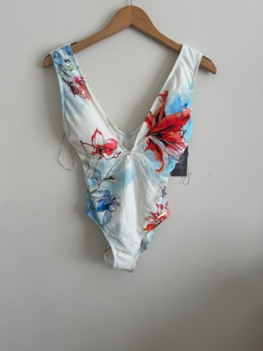vince camuto swimsuit new
